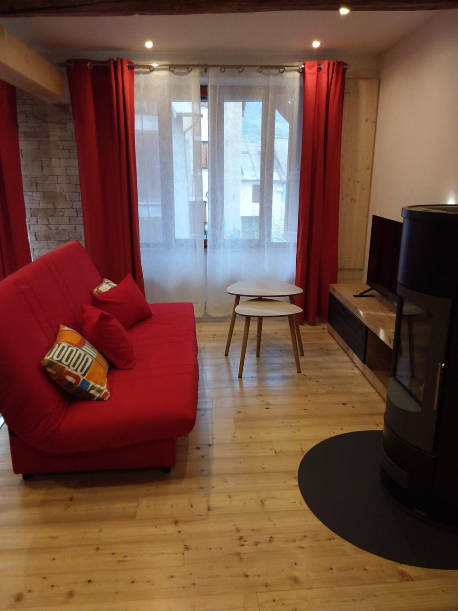 Appartement Dans Maison De Village Crots Eksteriør bilde